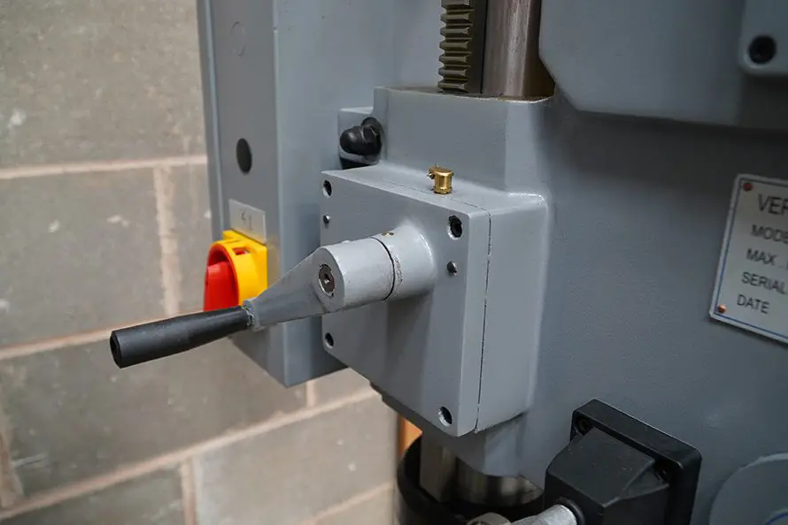 SR25 Rise and Fall Head Table Web