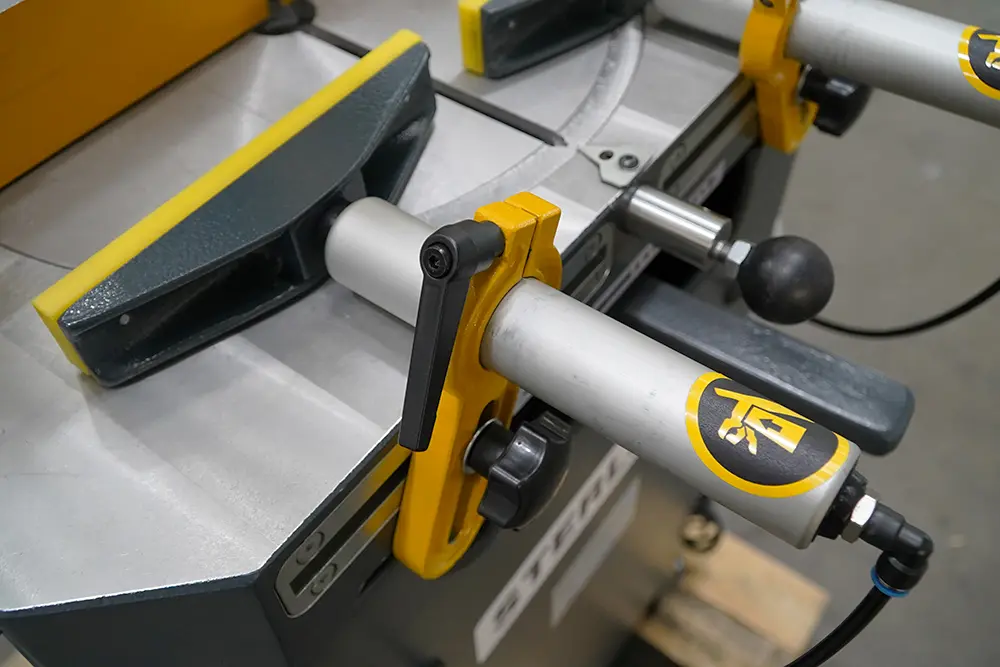 SAR400 Pneumatic Vice Grips