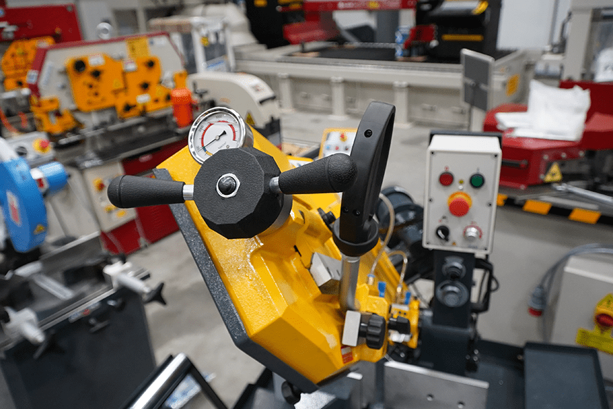 Blade Tension Adjustment