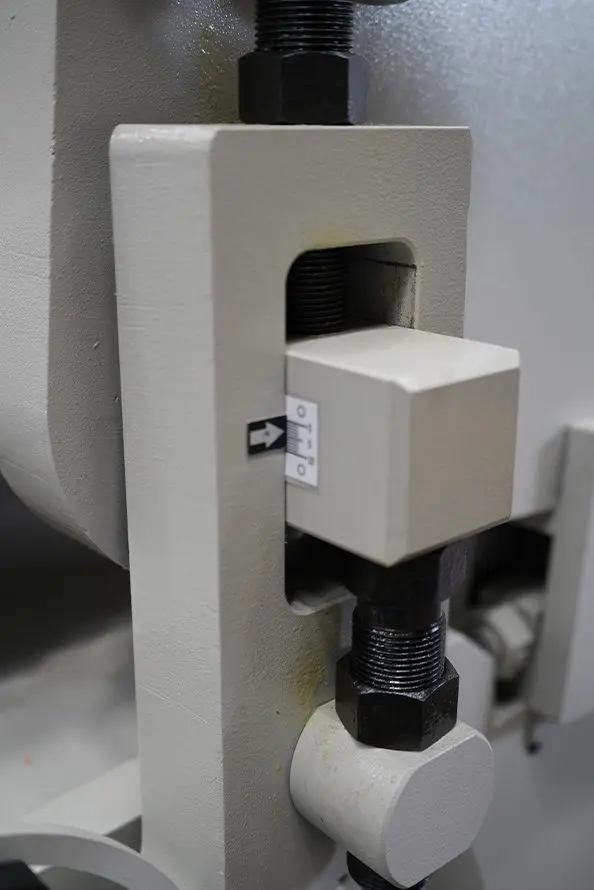 MR_HBP_Clamping_Beam_Adjustment