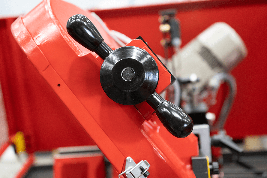 Easily Adjustable Blade Tension 1