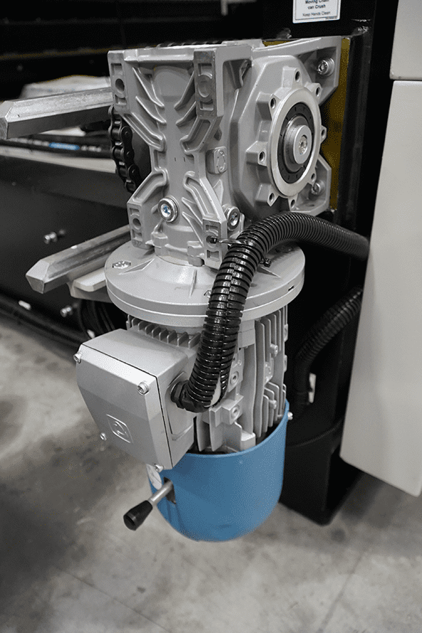 Heavy Duty Servos