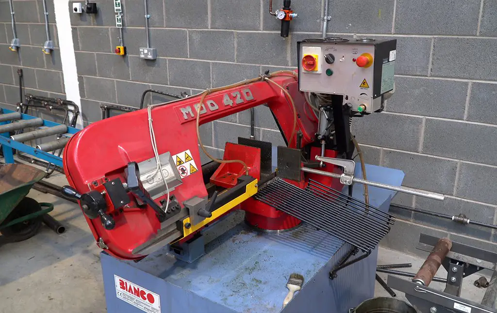 Pembroke Bianco Saw Pembroke Bianco Saw