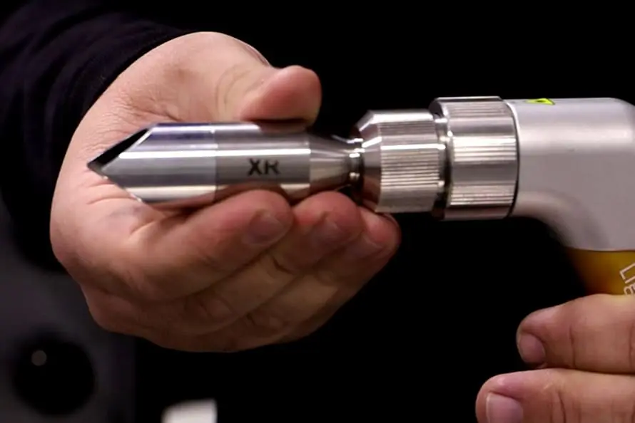 Laser Welding LightWeld Nozzle Change Cleaning