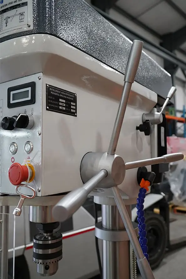 Meyer SL32 Handle Close Up
