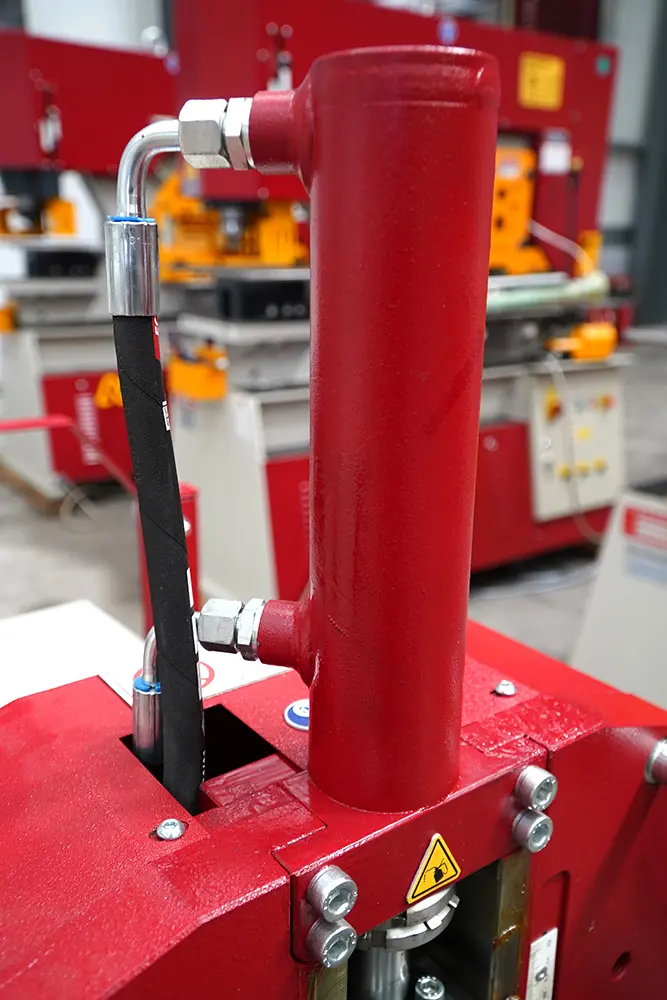 PSR H Hydraulic Cylinder with Hose Connections