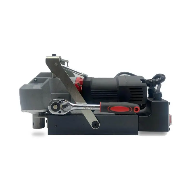 RIX40LP Closed 800x800 1