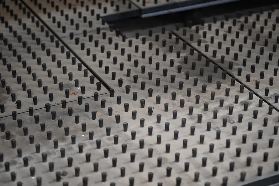 Brush Table