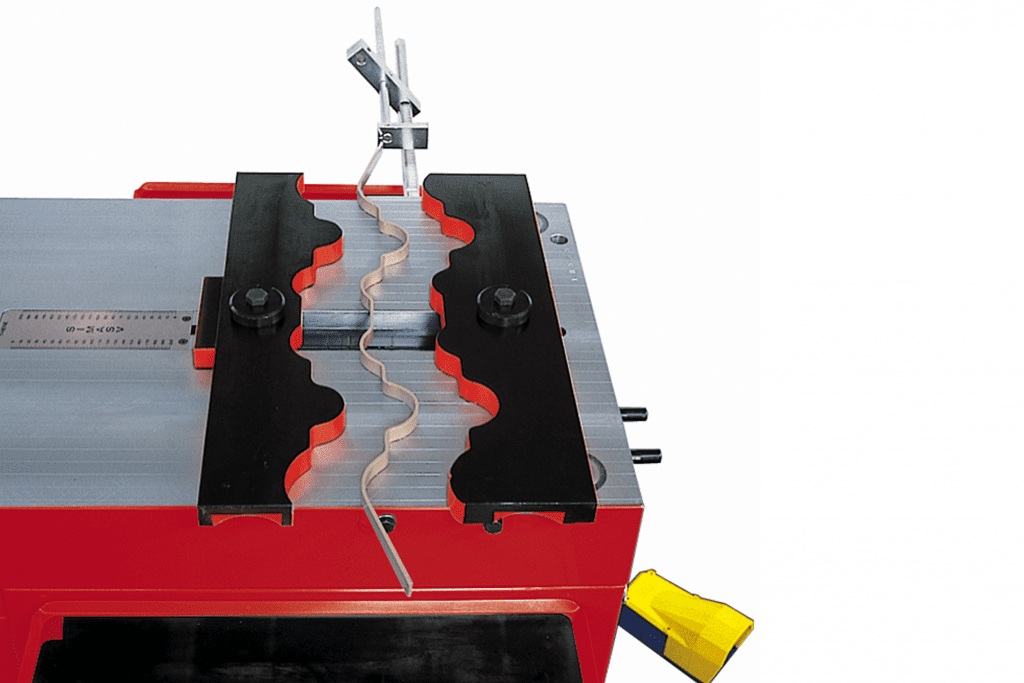 Close up detail Profile Forming on a Simasv Horizontal Press