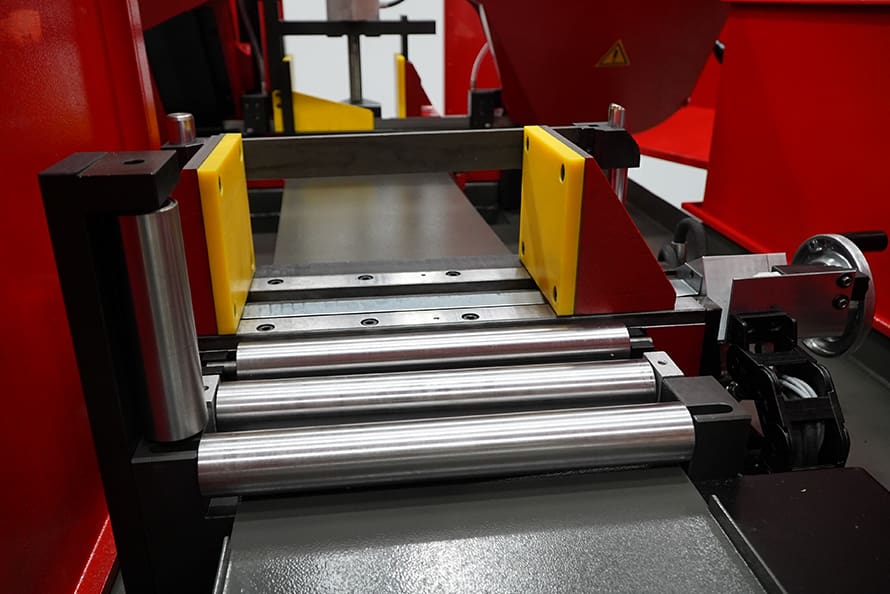 Bianco AF CNC Fully-Automatic Right Hand Vice Bandsaw image 12
