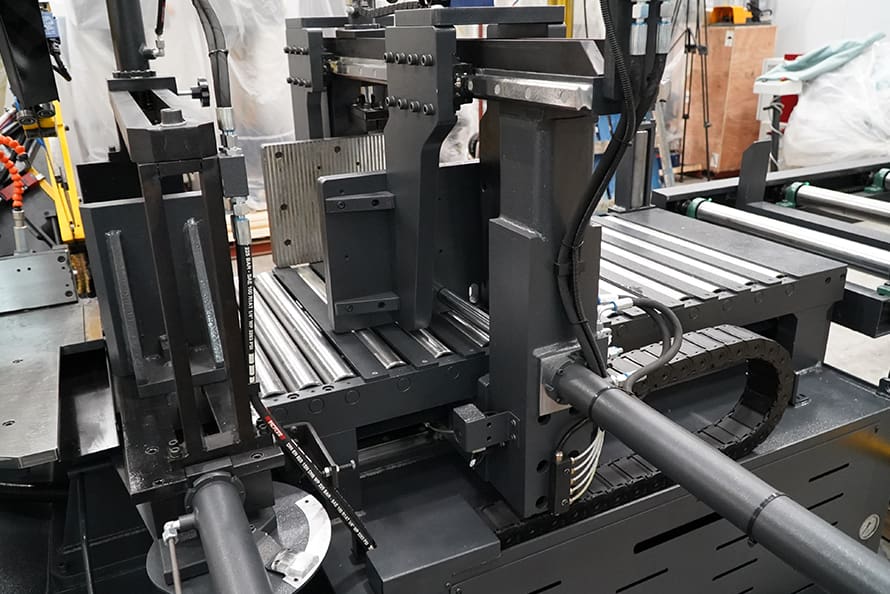 SRA320 GAL CNC Servo Vice Feed Automatic Bandsaw image 7
