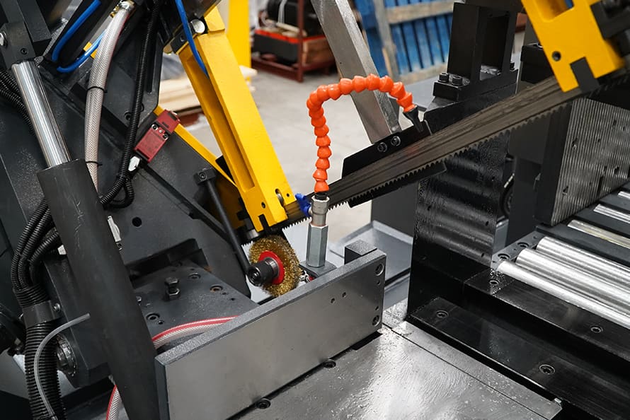 SRA320 GAL CNC Servo Vice Feed Automatic Bandsaw image 13