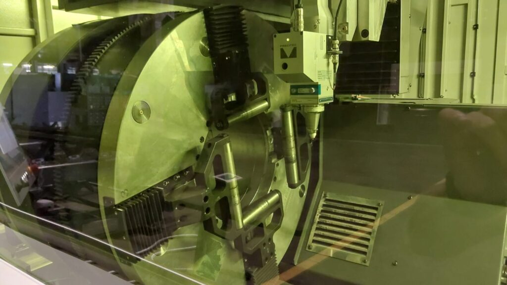 Morgan Rushworth XTR Tube Fibre Laser image 11