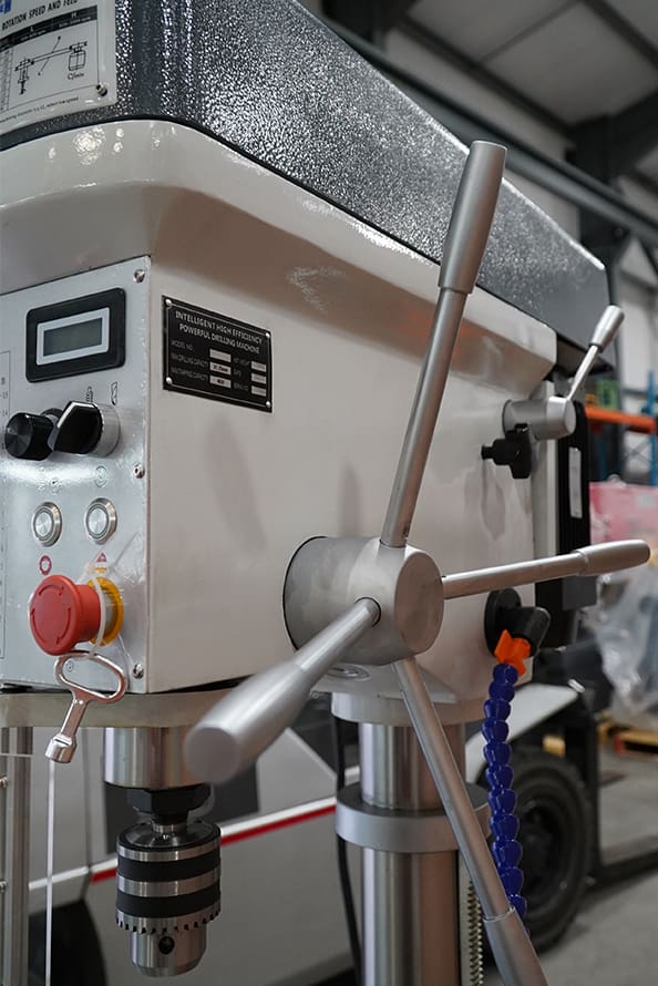 Meyer SL32 Belt-Driven Pillar Drill 415v – with integrated tapping image 10